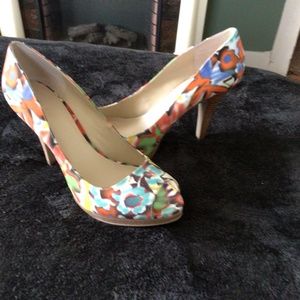 Nine West, size 10,  multi spring colors